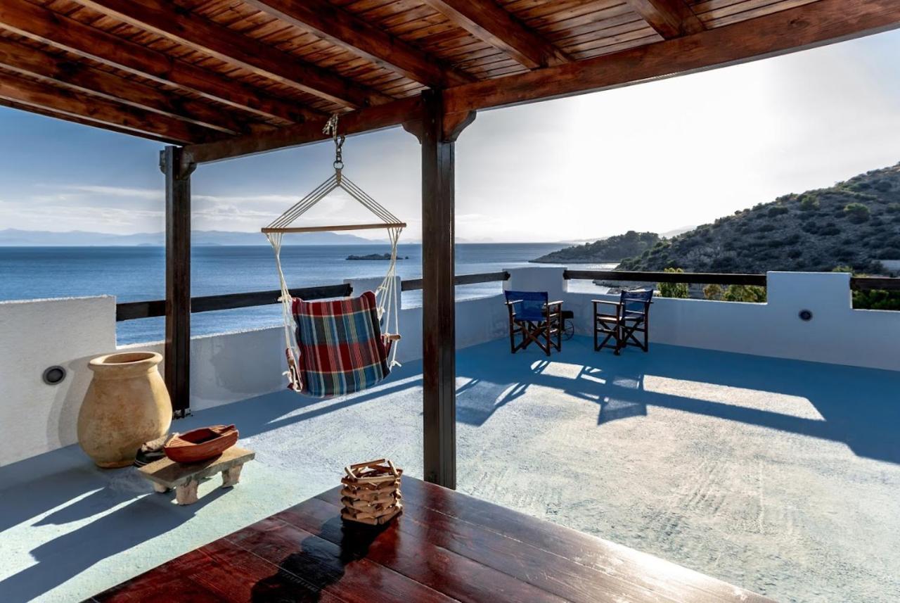 Saronic Seafront Villa Salamís Dış mekan fotoğraf