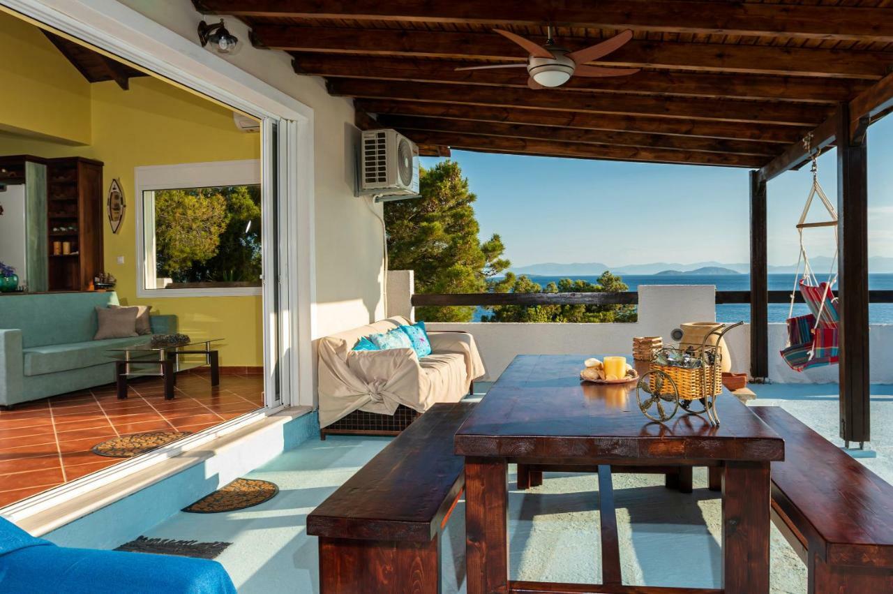 Saronic Seafront Villa Salamís Dış mekan fotoğraf