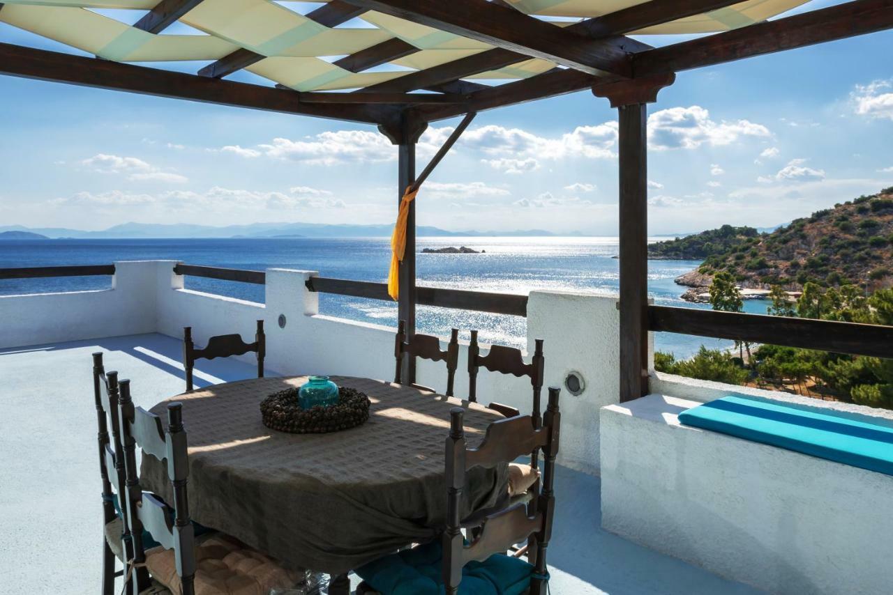 Saronic Seafront Villa Salamís Dış mekan fotoğraf